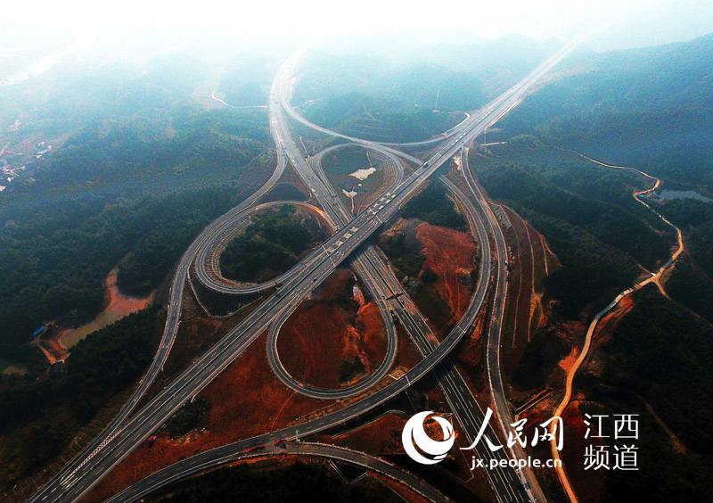 Jiangxi province opens 12 new highways