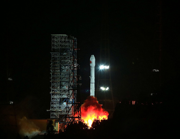 China successfully launches experimental satellite