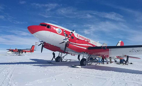 China's first polar fixed-wing plane lands at Antarctica