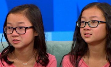 Chinese twin sisters explore New York City