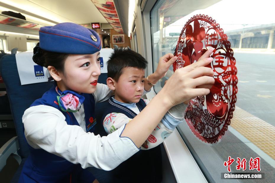 Festive high-speed rail prepares for Spring Festival rush