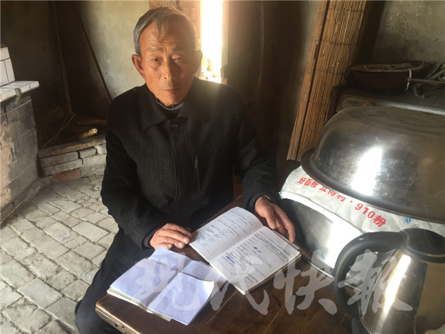 Man pays off 640,000-RMB debt for son after son's fatal car accident
