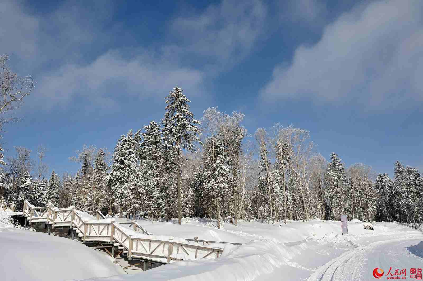 Snowy Xuexiang Village