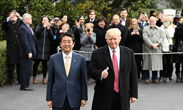 U.S. President Trump seeks to promote "fair" trade with Japan