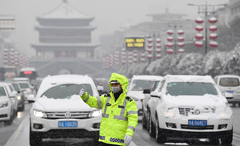 China renews blue alert for cold front 