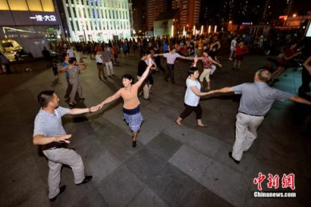 Square dancers in Beijing may face punishment for public disturbance