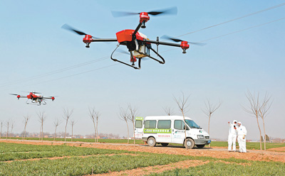 UAVs help farmers control pests