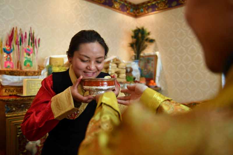 Tibetans celebrate New Year