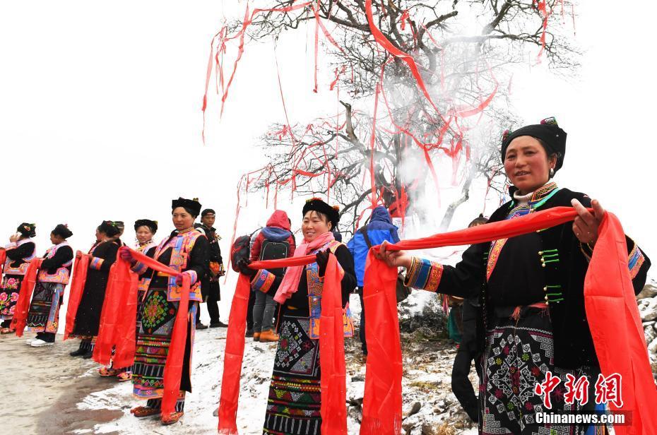 Qiang people celebrate Guairu Festival in SW China