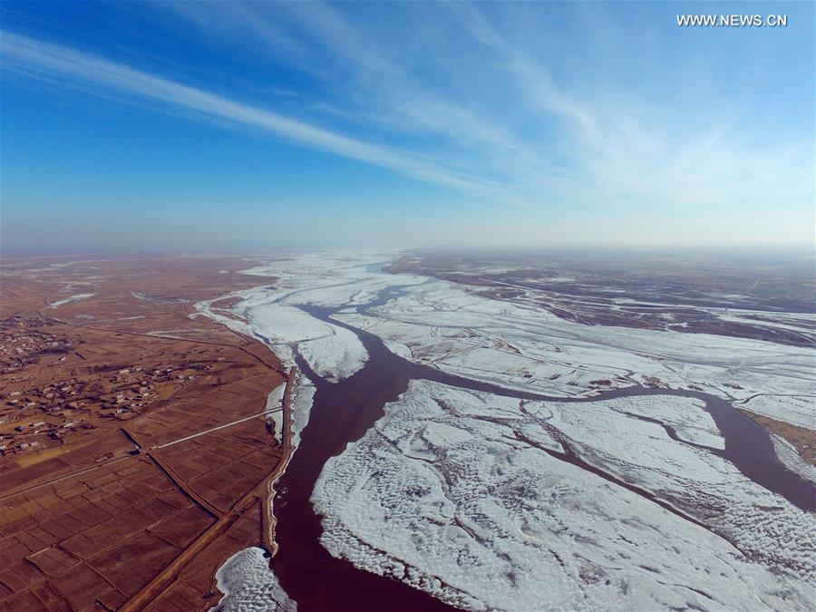 N China's Inner Mongolia section of Yellow River starts to thaw