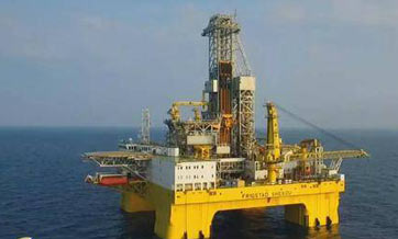 China builds largest offshore drilling rig