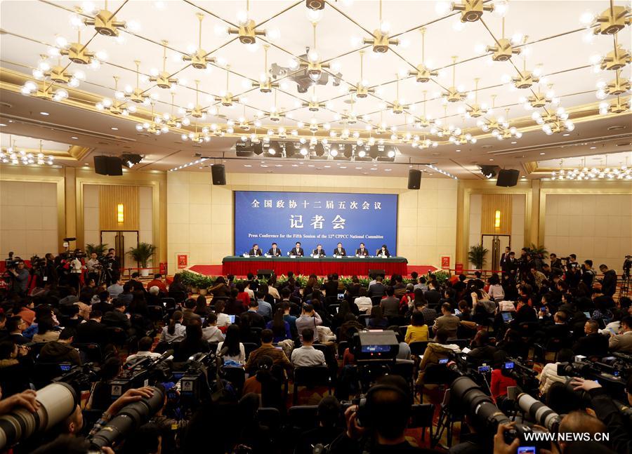CPPCC members attend press conference on benefiting society and people