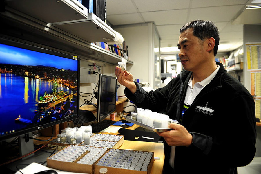 Foraminifera samples tell long history of South China Sea