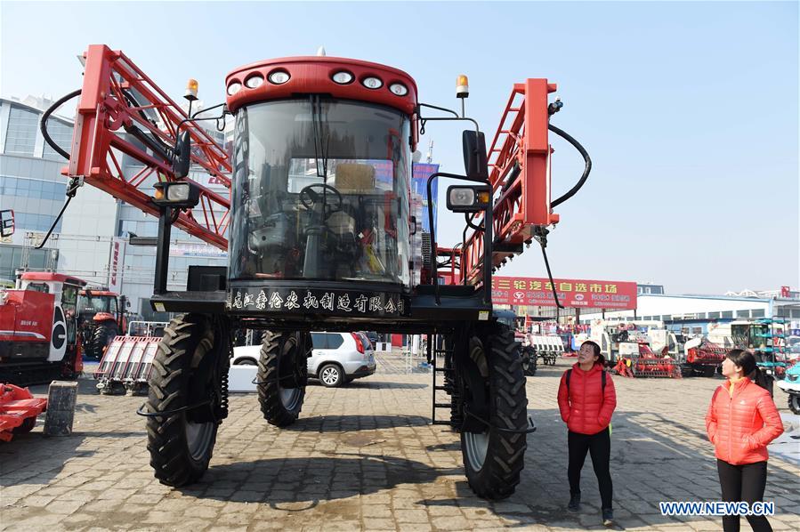 Farmers in NE China prepare for upcoming spring ploughing