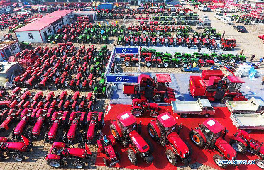 Farmers in NE China prepare for upcoming spring ploughing