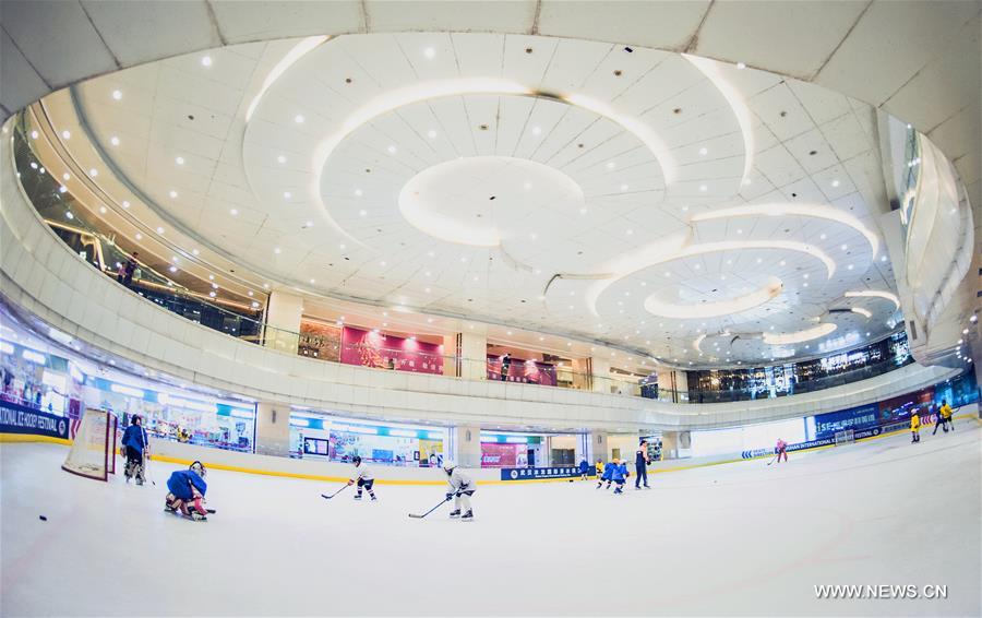 In pics: Chinese sports industry booming