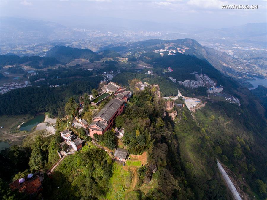 Ancient Jingyin Temple built on cliff in SW China's Chongqing