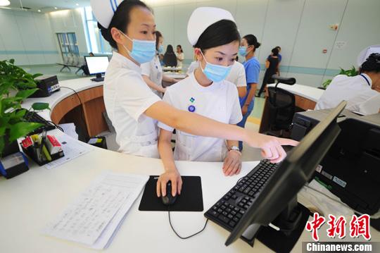 China Focus: Beijing pioneers medical reforms to strengthen health care