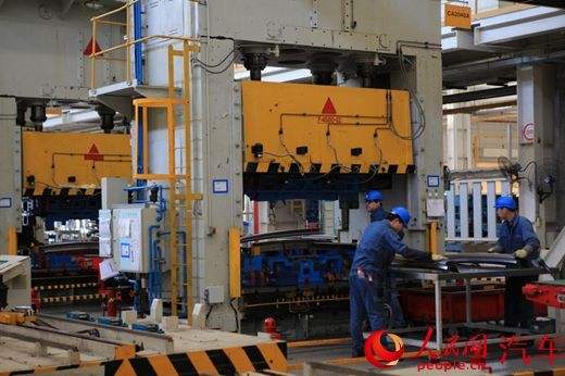 China promises better financial support for manufacturing upgrade