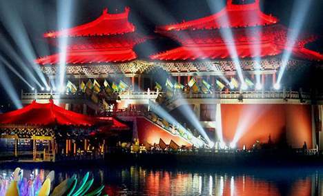 Prosperity of ancient capital reproduced in C. China