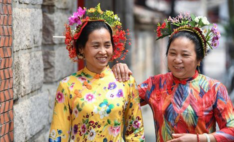 "Xunpu" women seen in Quanzhou City