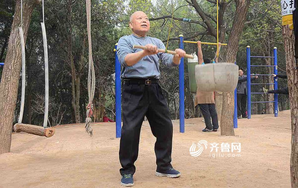 Septuagenarian trades in poker for fitness, builds accessible playground