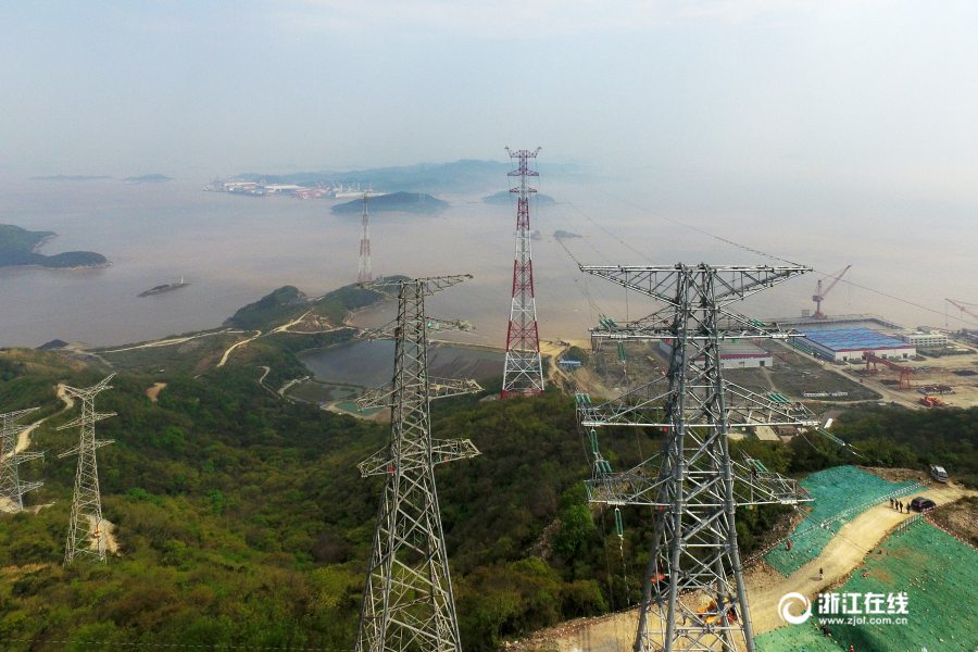 China’s largest trans-oceanic electricity transmission towers put into operation