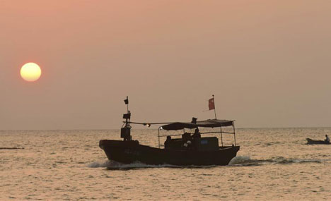 Summer fishing ban starts in China's Hainan