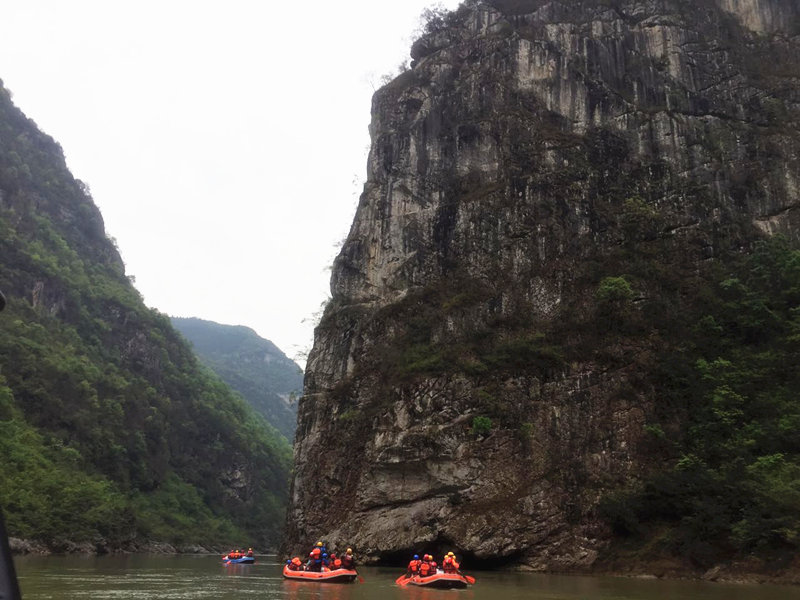 Whitewater rafting expected to raise public awareness of water pollution in China