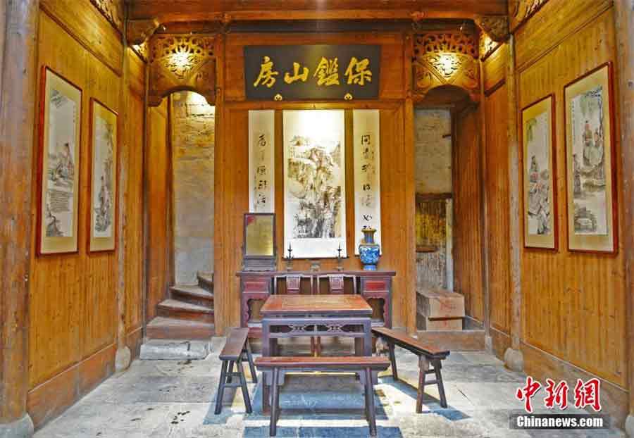 Couple uses 200-year-old Qing Dynasty home as backdrop for wedding