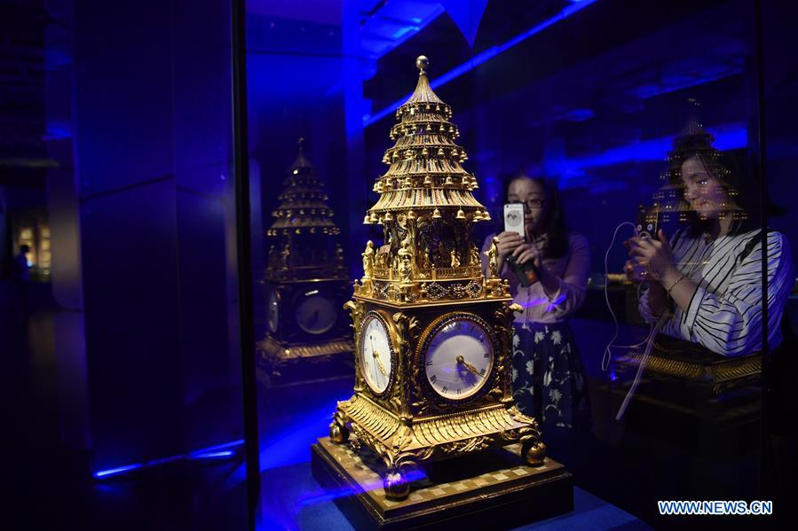 140 sets of relics displayed on exhibition in Palace Museum in Beijing