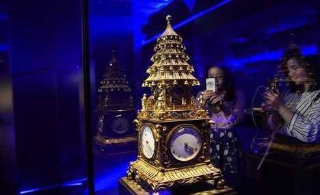 Relics displayed on exhibition in Palace Museum