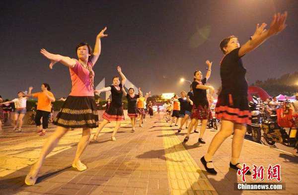 Square dancing transforms China into real-life La La Land