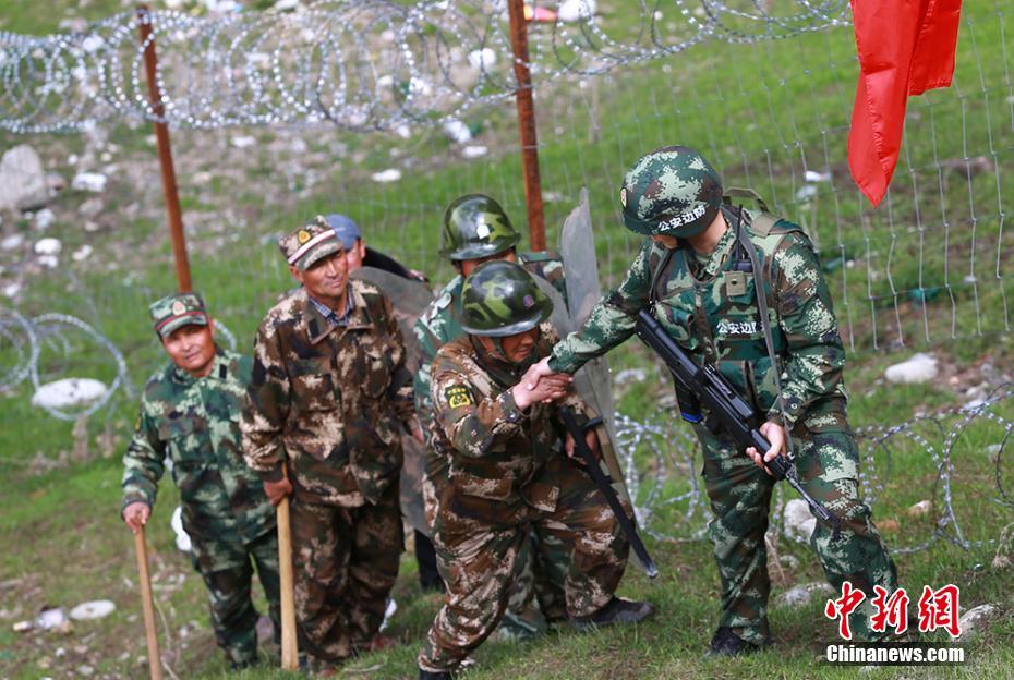 Xinjiang armed police patrol border on horseback