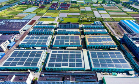 In pics: solar energy equipment on roof in E China