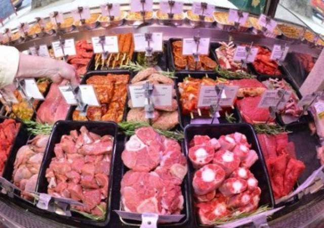 China to lift 13-year ban on US beef
