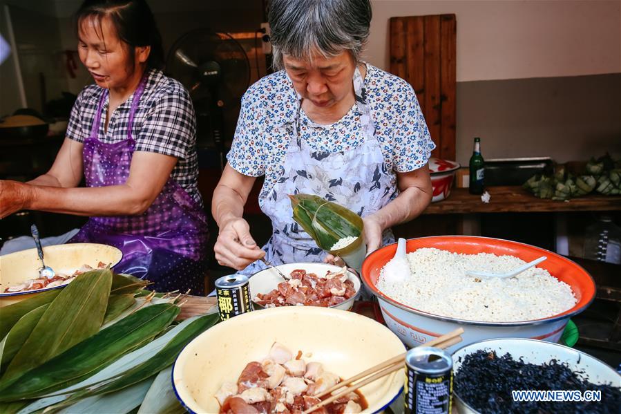 Zongzi made in China's Zhejiang to greet Dragon Boat Festival