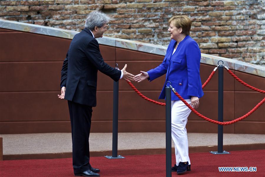 G7 summit kicks off with ceremony at Taormina's ancient Greek theatre