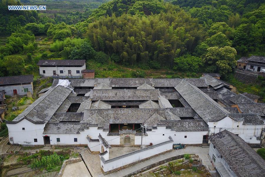 In pics: ancient dwellings of Hakka people in E China