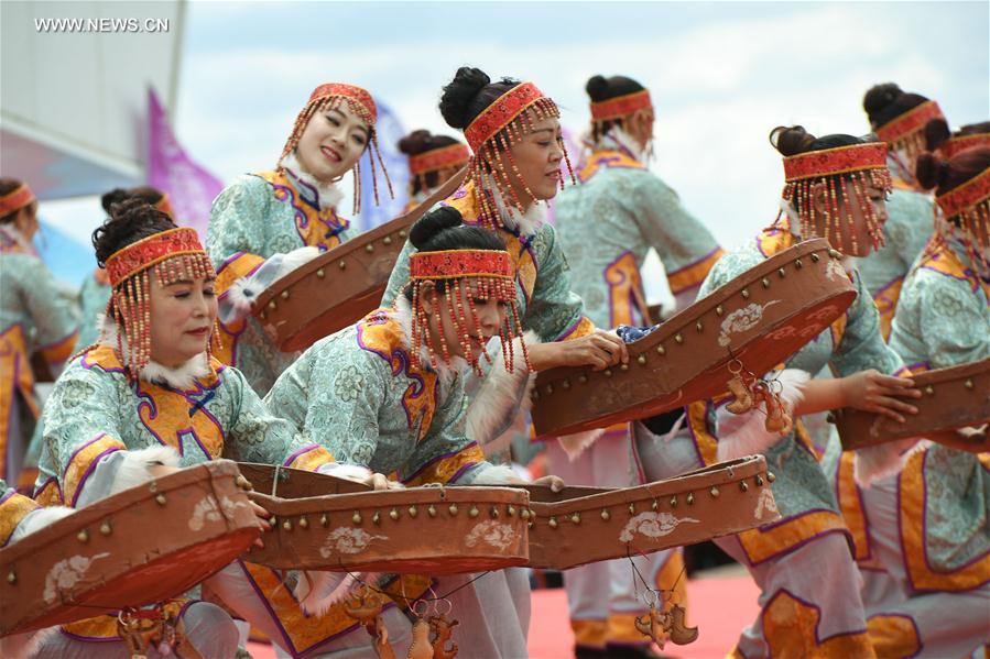 Dance drama performed to celebrate Kumule Festival in NE China