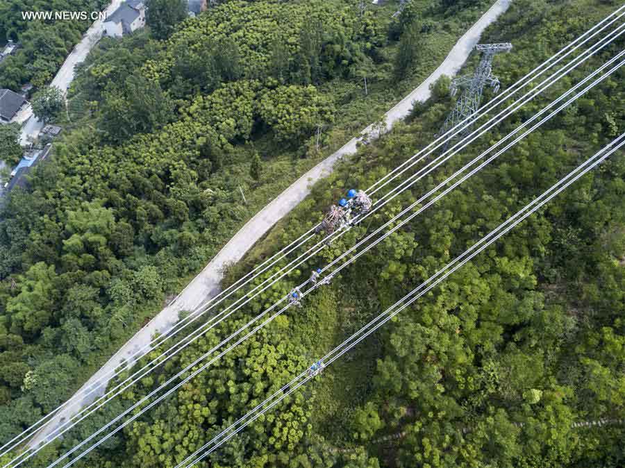 Power transmission project completed in construction in SW China