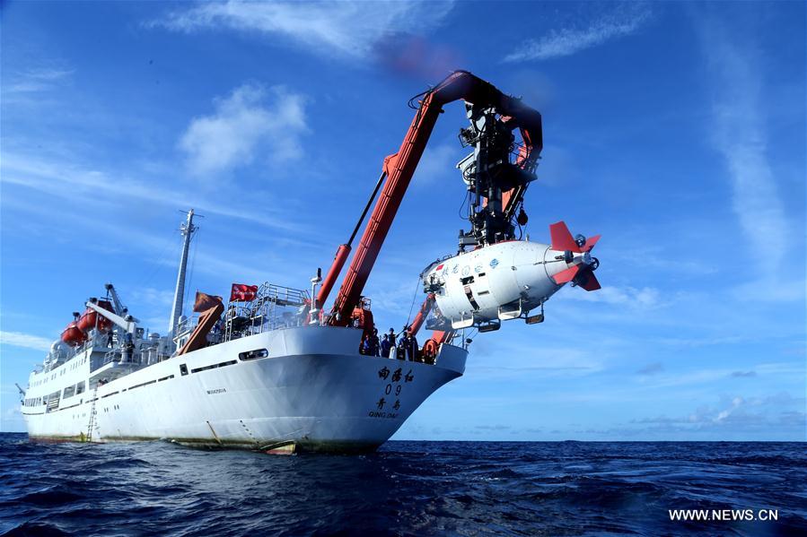 Jiaolong completes final dive in China's 38th oceanic scientific expedition