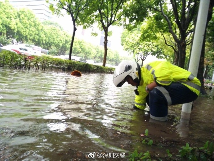 Typhoon Merbok lands in Shenzhen and continues to hit surrounding provinces