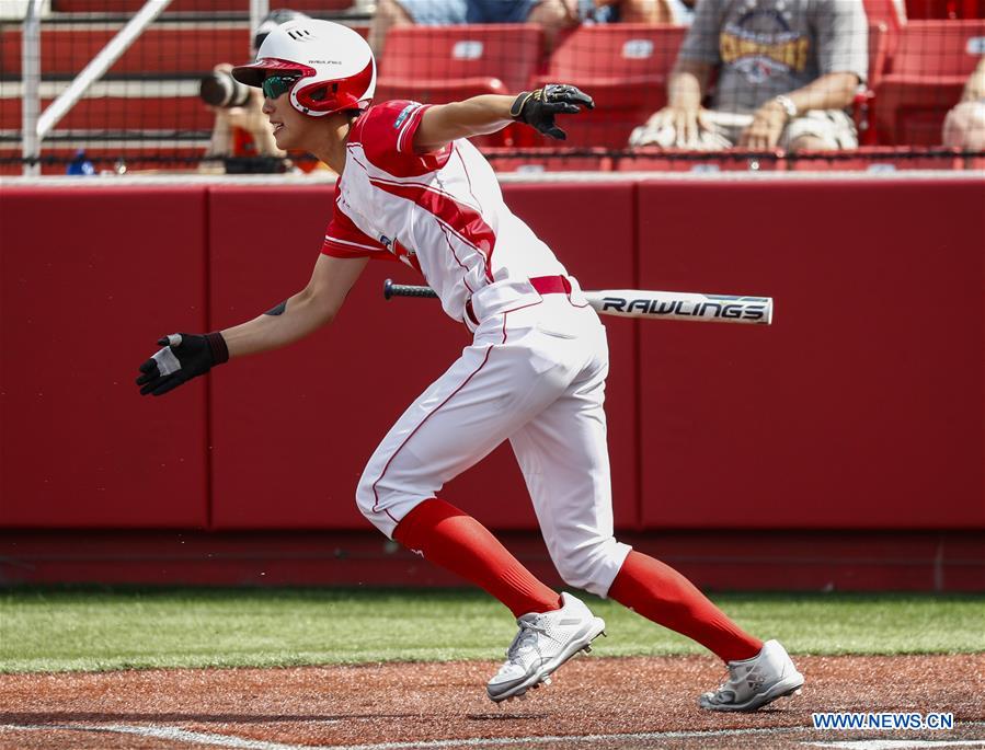 Highlights of National Pro Fastpitch softball game in Chicago