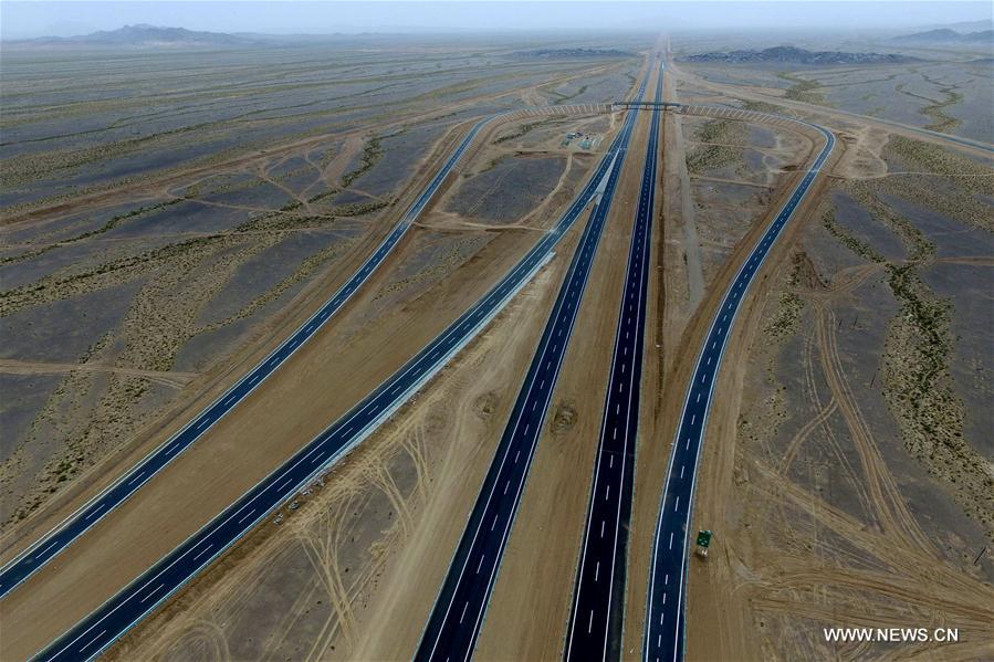 Hami section of Beijing-Xinjiang Highway expected to open at end of June