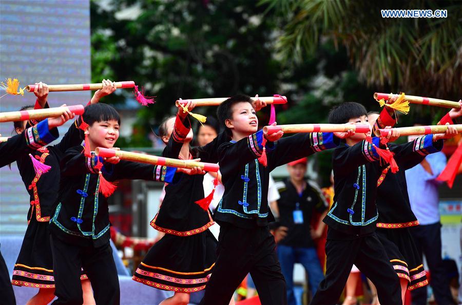 Yao people celebrate Zhuzhu Festival in Guangxi
