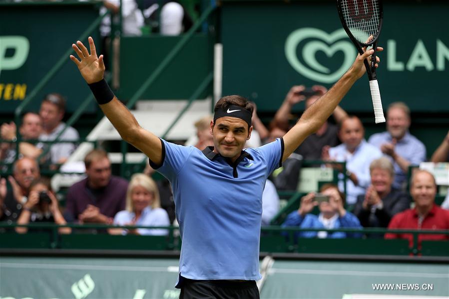 Roger Federer claims title of Gerry Weber Open