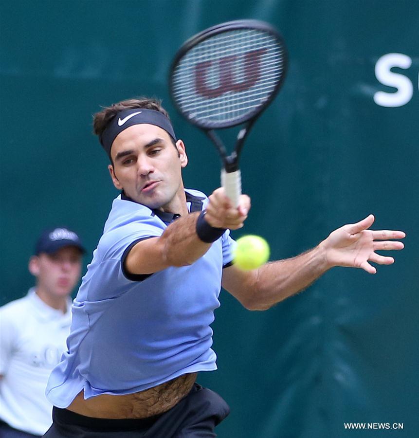 Roger Federer claims title of Gerry Weber Open