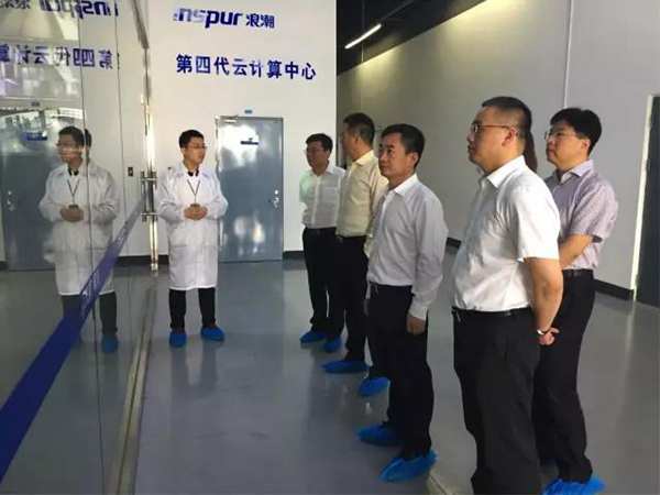 Li Yi visits Inspur