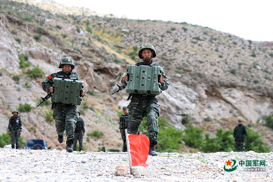 'King of gun' competition held in Ningxia